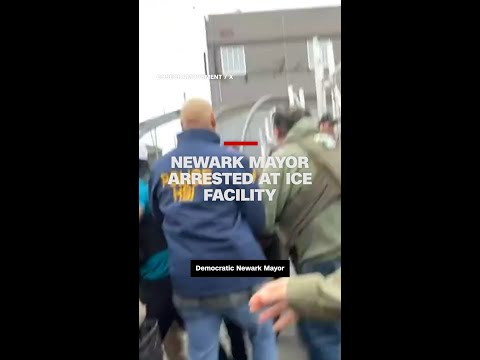 Newark mayor arrested at ICE facility