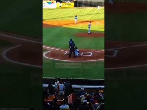 Mel Rojas Empuja la Segunda del Licey