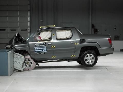 Test de accident video Honda Ridgeline din 2009