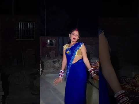 uska to Roop Nirala tha Dil thodi upar Kala tha main dekh ke pagal Ho Gaya Badi mushkil se sambhala