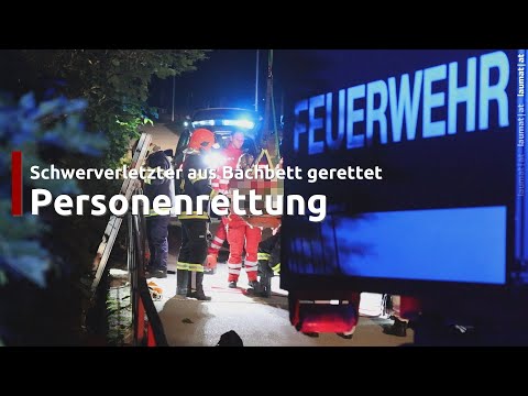 Personenrettung: Schwerverletzte Person aus Bachbett des Katzenbachs in Thalheim bei Wels gerettet