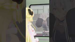 どんなタイミングやねん #hololive #ホロライブ #電車 #獅白ぼたん #角巻わため