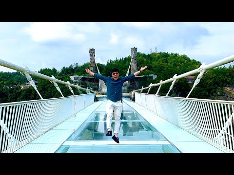 Soi gương trên cầu kính Đại Hiệp Cốc (Thiên Vân Độ)- Zhang Jia Jie Glass Bridge