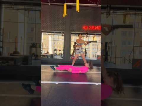 ЛЕГЛА ПРОСТО ПОЛЕЖАТЬ УСНУЛА