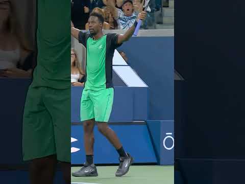 RIDICULOUS Monfils winner! 🏆🤩