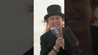 Александр Иванов и группа «Рондо»  — «Забытая» Стихи: Михаил Гуцериев Музыка: Сергей Ревтов