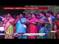 Ministers Seethakka & Konda Surekha Sings Song At Warangal Bathukamma Eve Celebrations | V6 News  - 03:40 min - News - Video