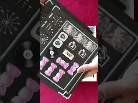 Unboxing: Rock Hard 1977