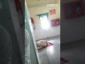 सरकारी अस्पताल में महिला के नमाज पढ़ने का Video viral, Police ने कहा : जारी है जांच  - 00:09 min - News - Video