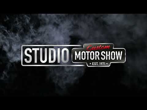 Puff inför Studio Custom Motor Show.