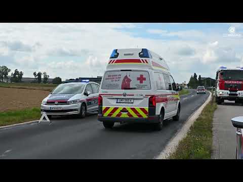 Zwei Verletzte bei schwerem Verkehrsunfall in Eberstalzell