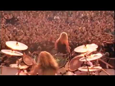 Metallica - Enter Sandman (Live, Moscow &#39;91) [
