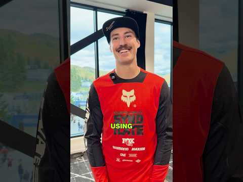 Red Flag 🔴 or Green Flag 🟢 with Andi Kolb 🙌 New team edition! 🎉