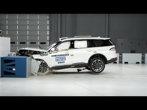 2023 Lincoln Aviator updated moderate overlap IIHS crash test