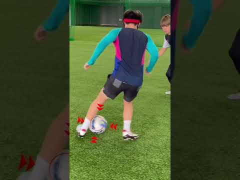 football skill tutorial⭐️#football #footballskills #soccer #soccerskills