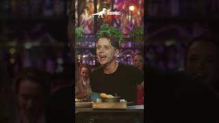 Это новый выпуск шоу #ВопросРебром! В гостях Ваня Дмитриенко. Приятного просмотра!