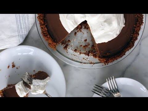 Milk-Chocolate Pudding Pie- Everyday Food with Sarah Carey