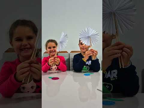 A FLOR! ABRE E FECHA#shorts