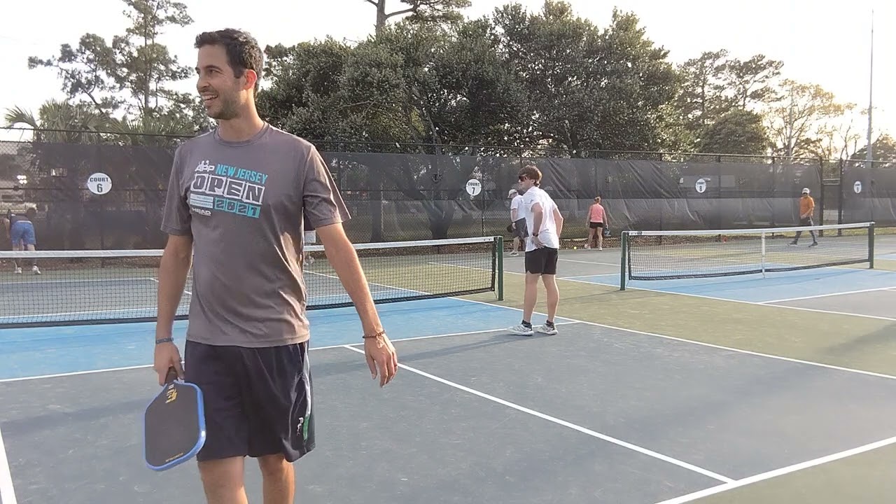 4.5 COLLEGE KID VS 4.5 SENIOR! 4.5 Pickleball Rec Game at Midway Park in Myrtle Beach, SC