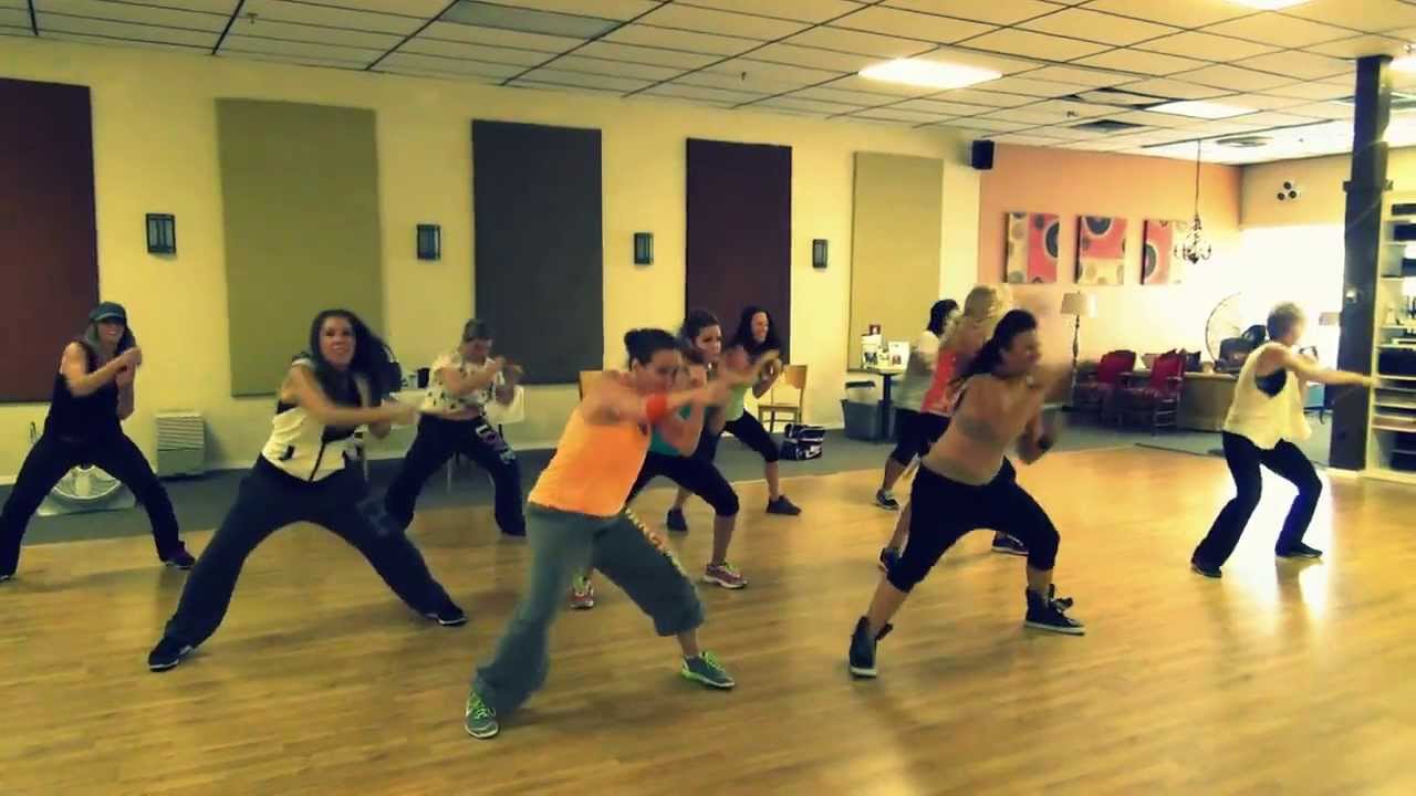 ... Your Fit On With Tara Dance Fitness - Jai Ho Pussy Cat Dolls - YouTube