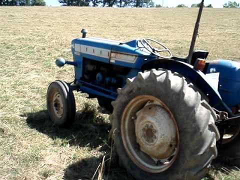 Ford 3000 super dexta sale #3