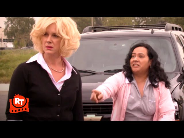 Weeds - Celia's Car Crash (S2E1) | Movieclips