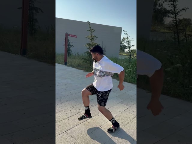 Leydi Mahmut’a saldırdı #shortvideo