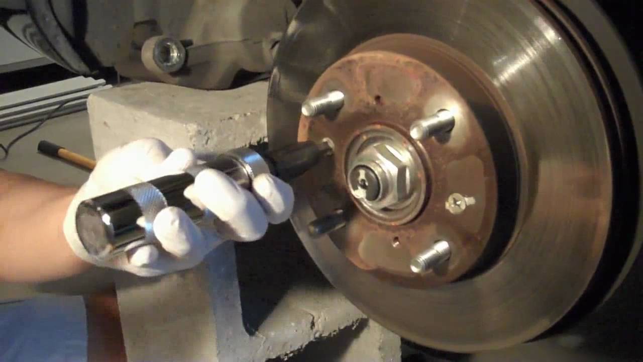 Honda accord remove rotor #2