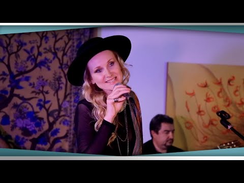 JULIANA - Fina Estampa - Juliana sings most famous songs from Peru (Chabuca Granda)