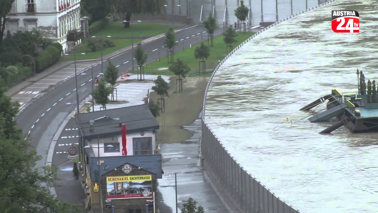 überschwemmung österreich