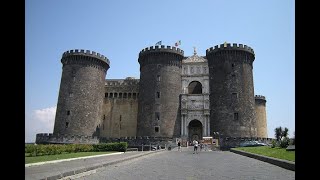 HISTORIAS DESDE LA PALMERA 67 - UN TROZO DE ARAGÓN EN NÁPOLES (el arco de triunfo de Castel Nuovo)