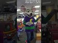 CHUCK E. BUSTED: A Florida man in a Chuck E. Cheese costume was cuffed mid-shift #shorts #viral  - 00:59 min - News - Video
