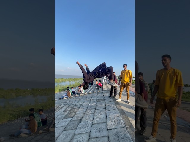 কঠিন চ্যালেন্জের মুখোমুখি হইলাম আমরা ৩জন😃🔥 #ytshorts #foryou #challenge #stunt #shorts #reels