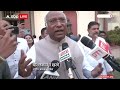 Sonia Gandhi पर Congress संसदीय दल ने लिया बड़ा फैसला, अब Rahul की हां का इंतजार  - 03:13 min - News - Video