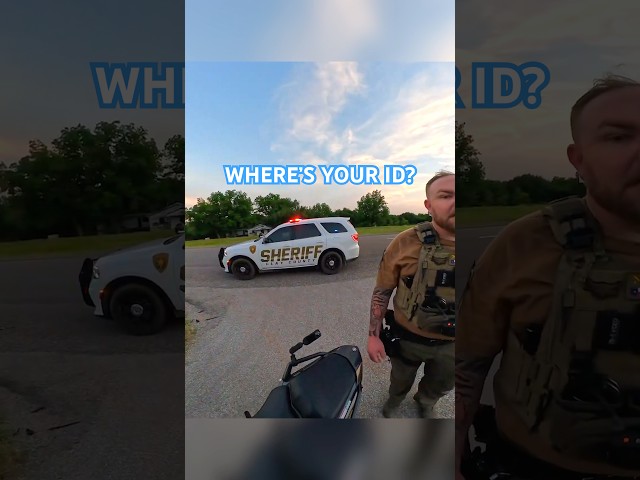 Biker upsets police officer for stopping with his friend 🚔 ​⁠@LjlGert