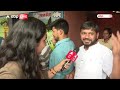 Kanhaiya Kumar वोट डालने Begusarai पहुंचे, PM Modi के रोड शो पर निशाना साधा - 03:08 min - News - Video