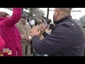 Snowfall Disrupts Jammu & Kashmir: Road Closures and Rescue Efforts | News9  - 02:05 min - News - Video