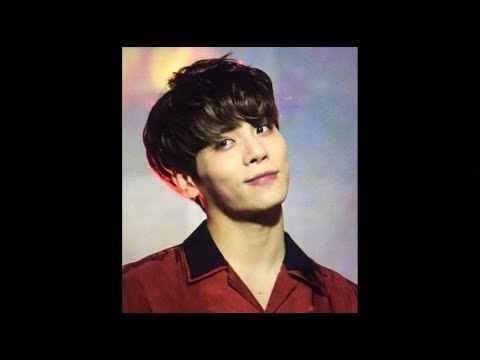 Jonghyun's talks about childhood, wishes, ...