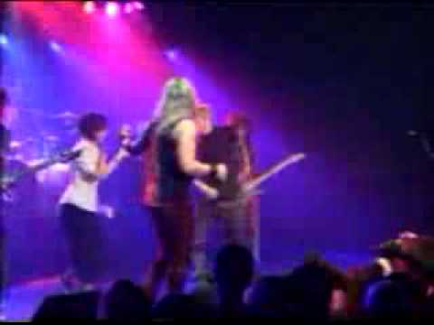 Drunk Kelly Clarkson and Steel Panther