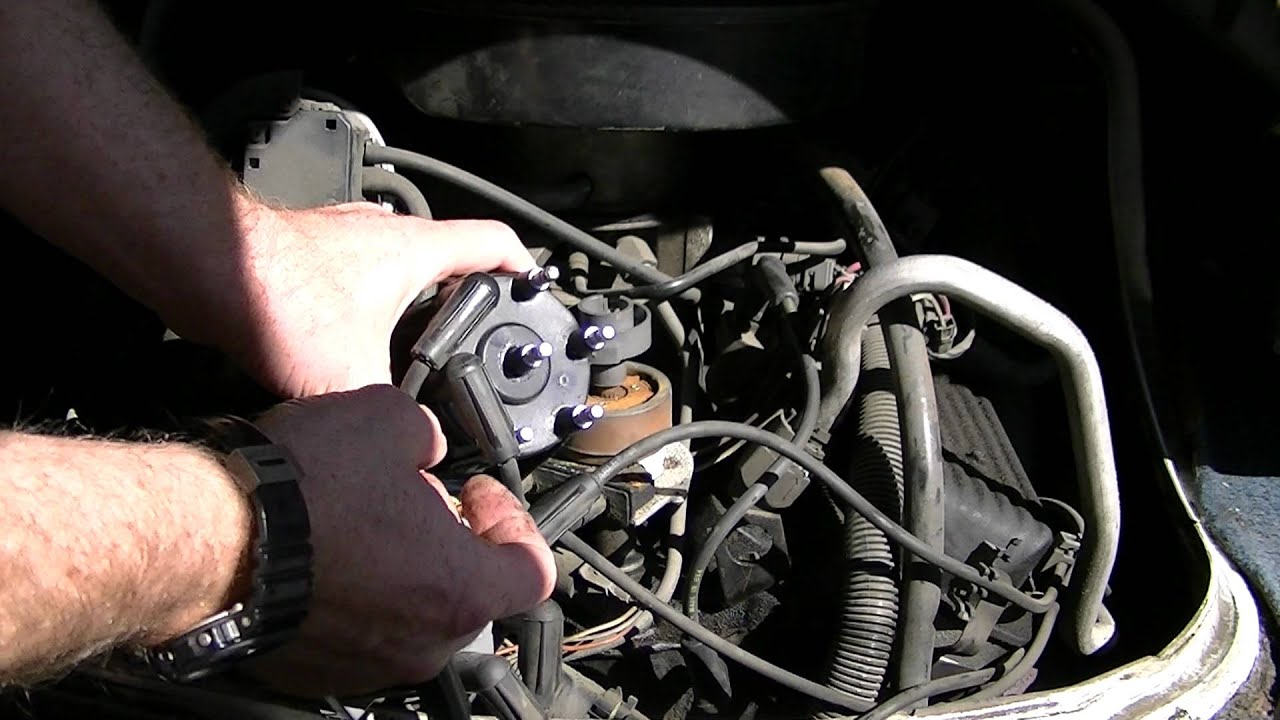 How To Replace The Cap and Rotor On An Astro Van Or GMC ... alternator wiring schematic for a 99 chevy 3500 