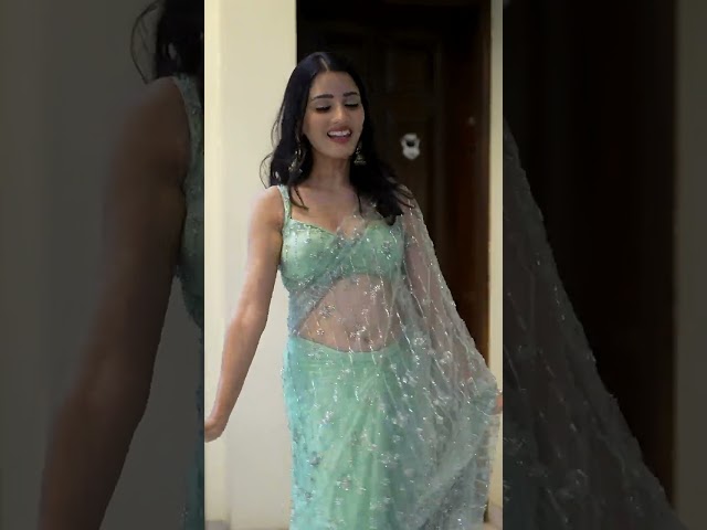 Mere Sunne Sunne Pair 💃 #neetubisht #lakhneet #dance #trending #youtubeshorts #shorts
