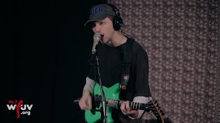 Dehd - &quot;Dog Days&quot; (Live at WFUV)