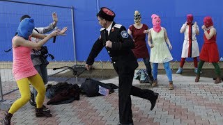 Pussy Riot attacked with whips by police at Sochi 