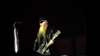 ZZ Top (rare footage) Byron Bay Blues Festival 2000