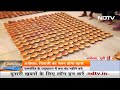 Dev Diwali पर 21 लाख दिए जलाने की तैयारी, 25 हजार वालंटियर मिलकर रिकॉर्ड बनाने को तैयार  - 02:04 min - News - Video