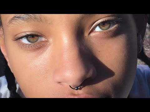 Willow Smith - Everything Stays