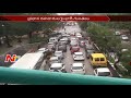 Heavy Rainfall in Hyderabad : People Face Problem with Huge Traffic