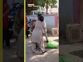 An ugly brawl broke between a woman vegetable seller and two women police personnel Jhansi, MP  - 00:34 min - News - Video