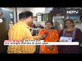 Ayodhya Mandir: Ramlala का इस तरह आ रहा है बुलावा, Ram Janmbhoomi तीर्थ से आया अक्षत  - 03:21 min - News - Video