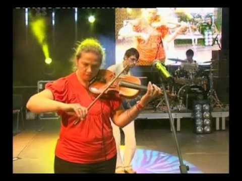 Laimas Muzykanti - Laimas Muzykanti -Sūr Rinda (live) 2008